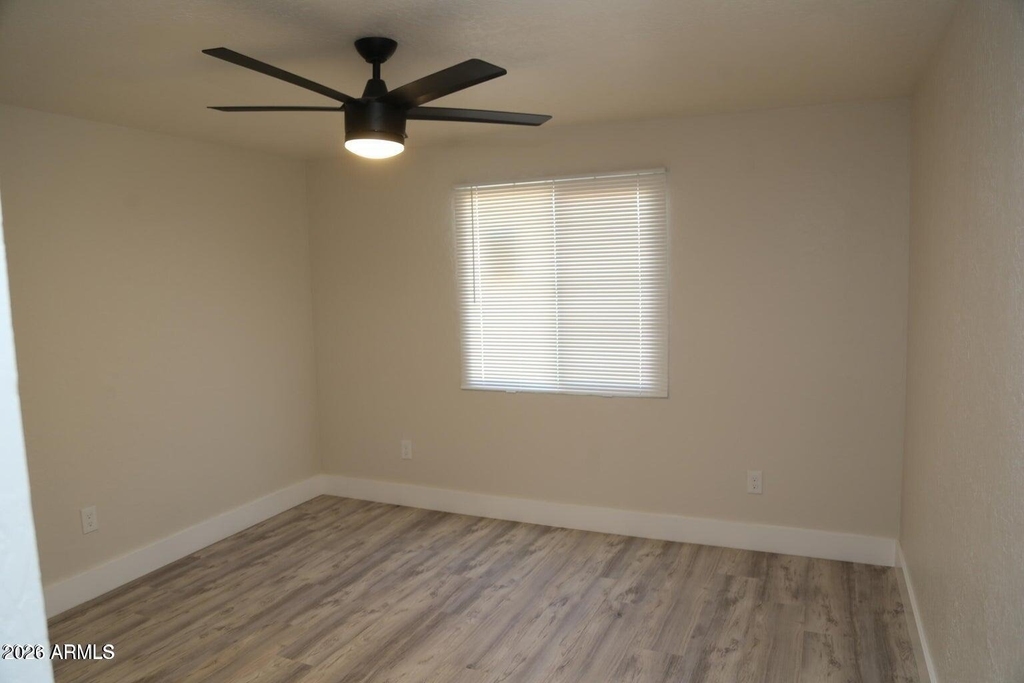 3737 E Eugie Avenue - Photo 10