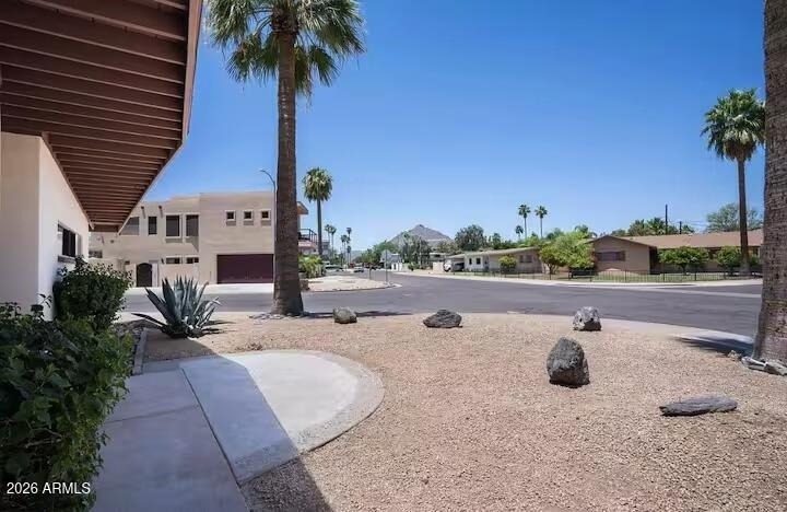 7501 E Minnezona Avenue - Photo 1