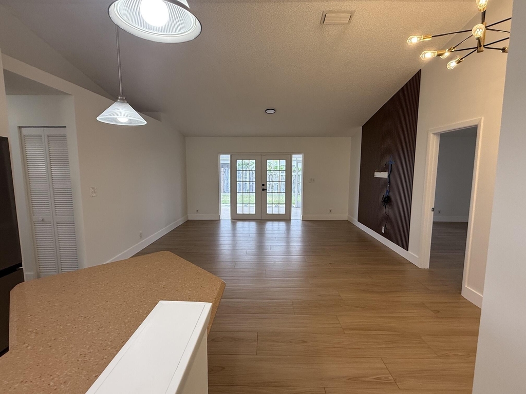 6249 Foster Street - Photo 16