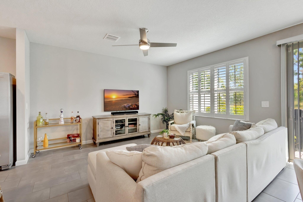 345 Se Angler Drive - Photo 11