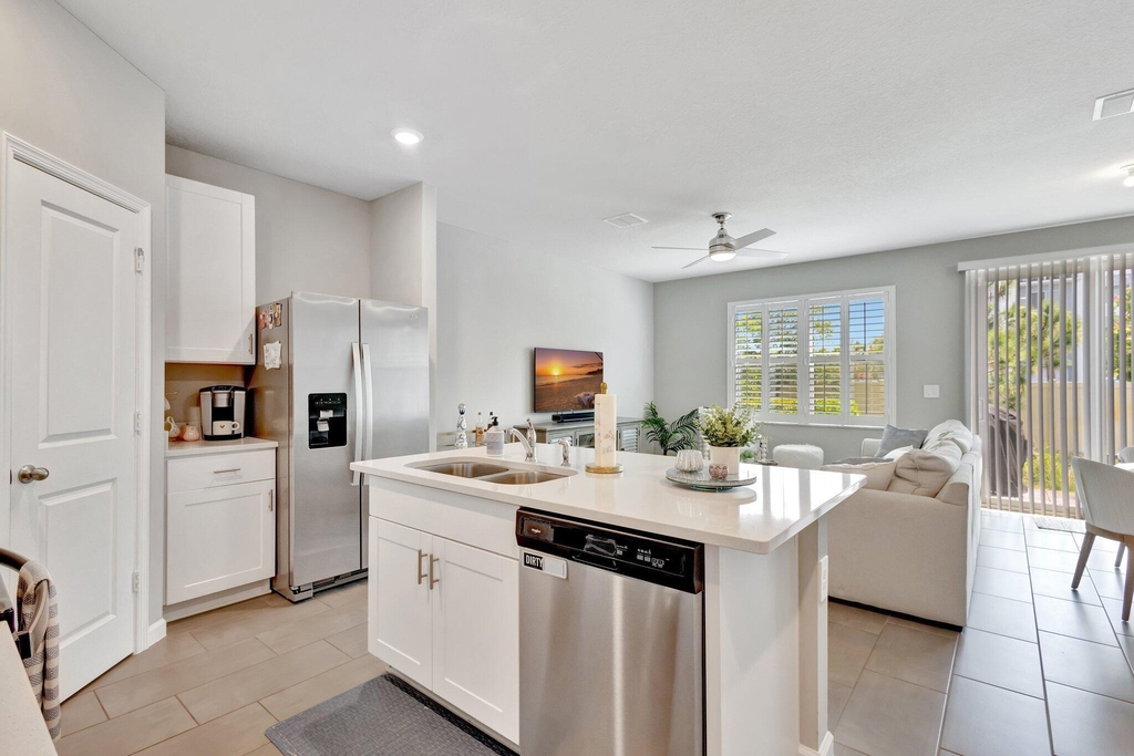 345 Se Angler Drive - Photo 9