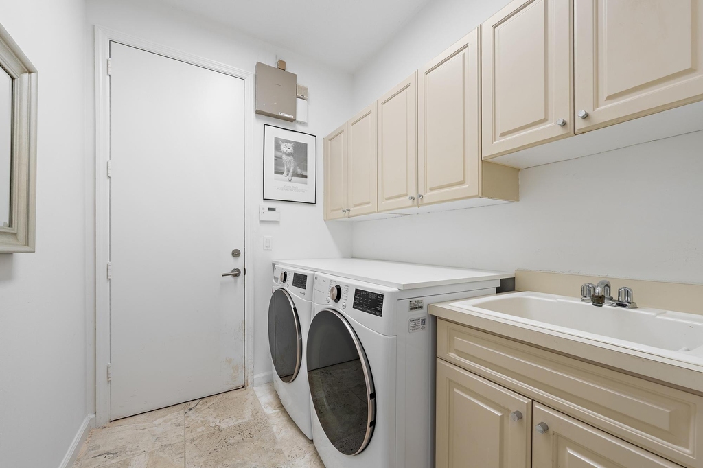 8080 Sandhill Court - Photo 20