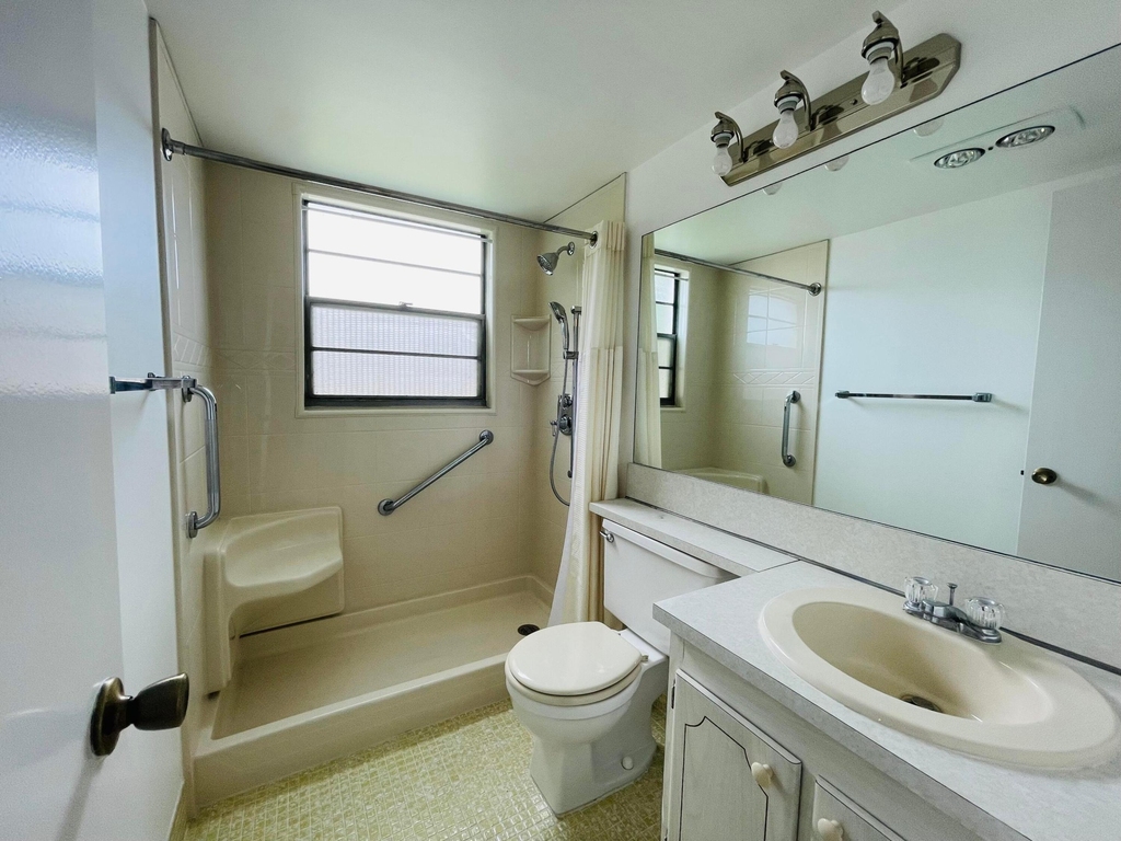 333 Farnham P - Photo 7