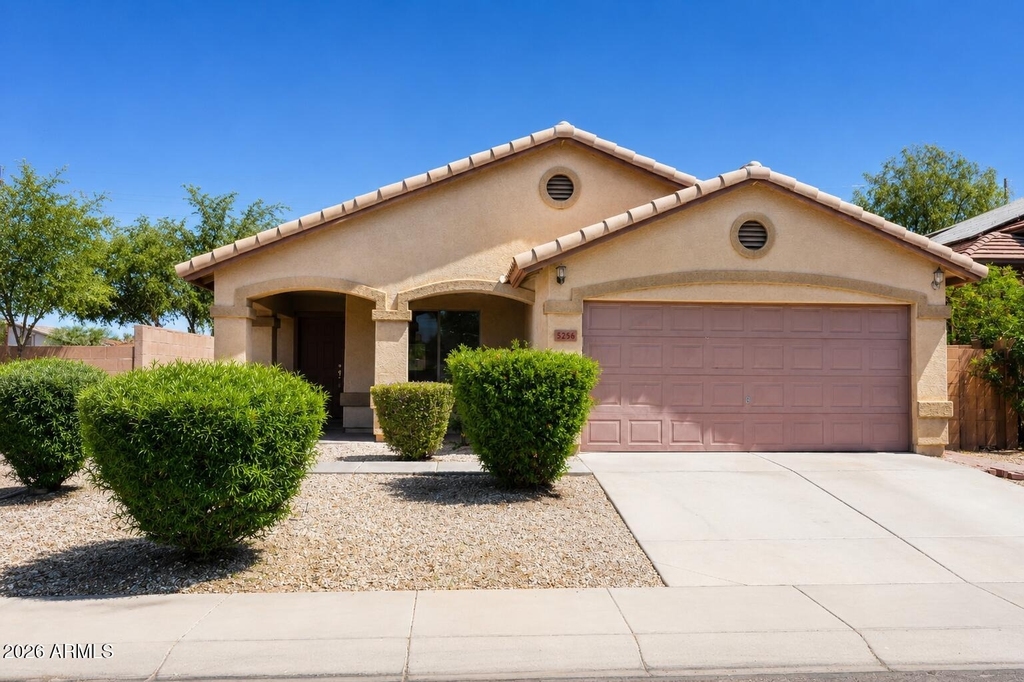 5256 W Pleasant Lane - Photo 0