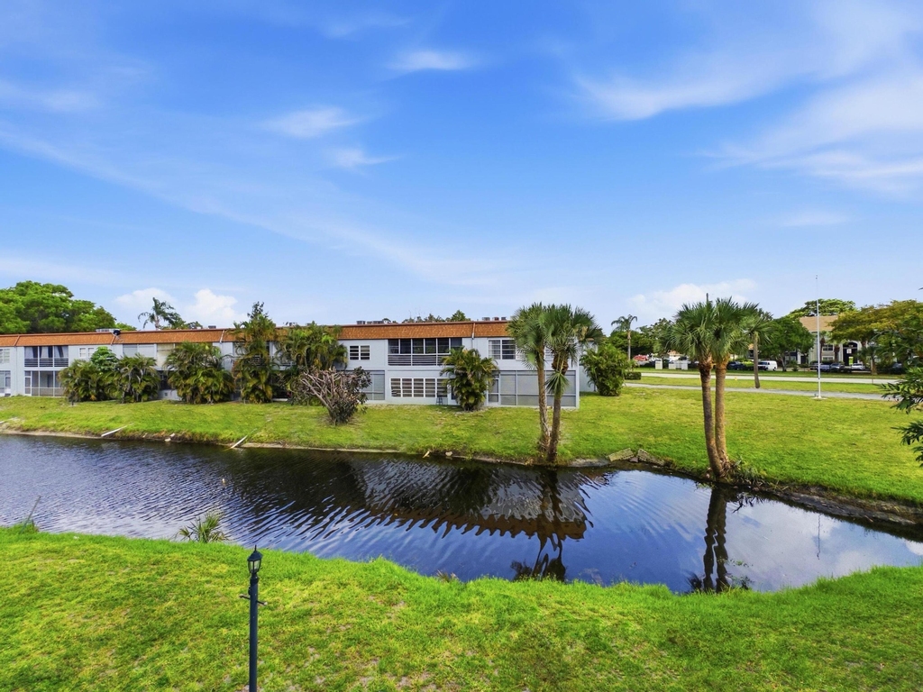 6289 Lear Drive - Photo 2