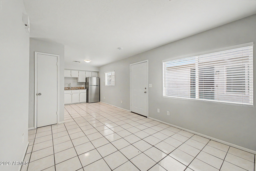 10033 N 9th Avenue - Photo 3