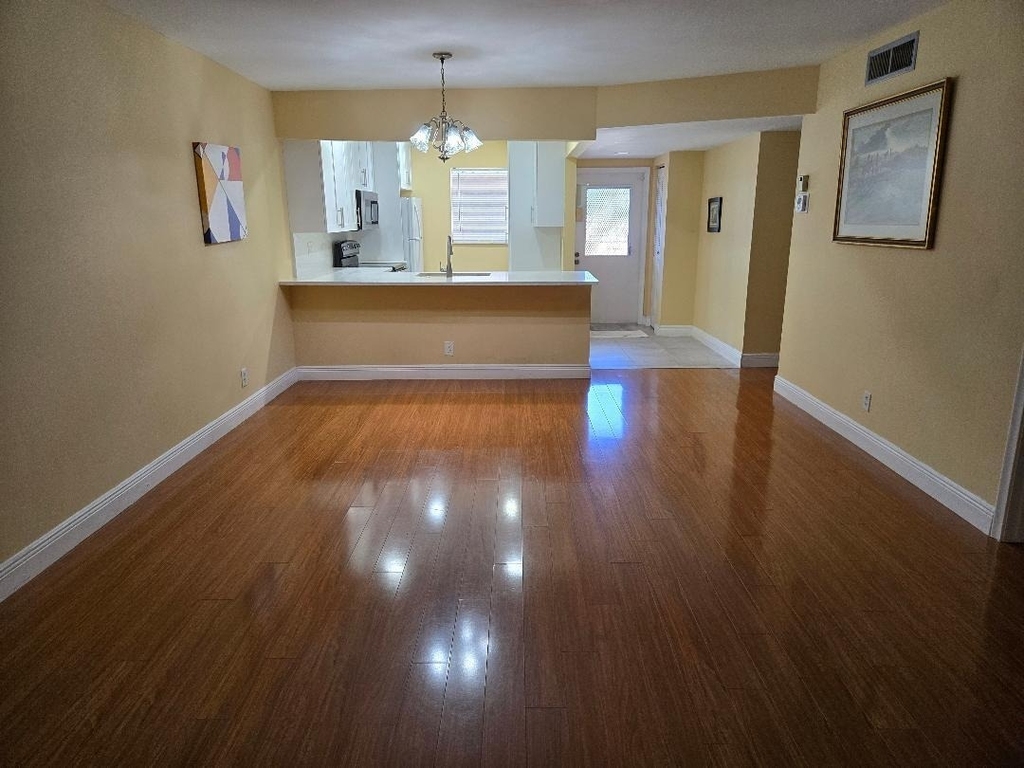 2828 Casita Way - Photo 11