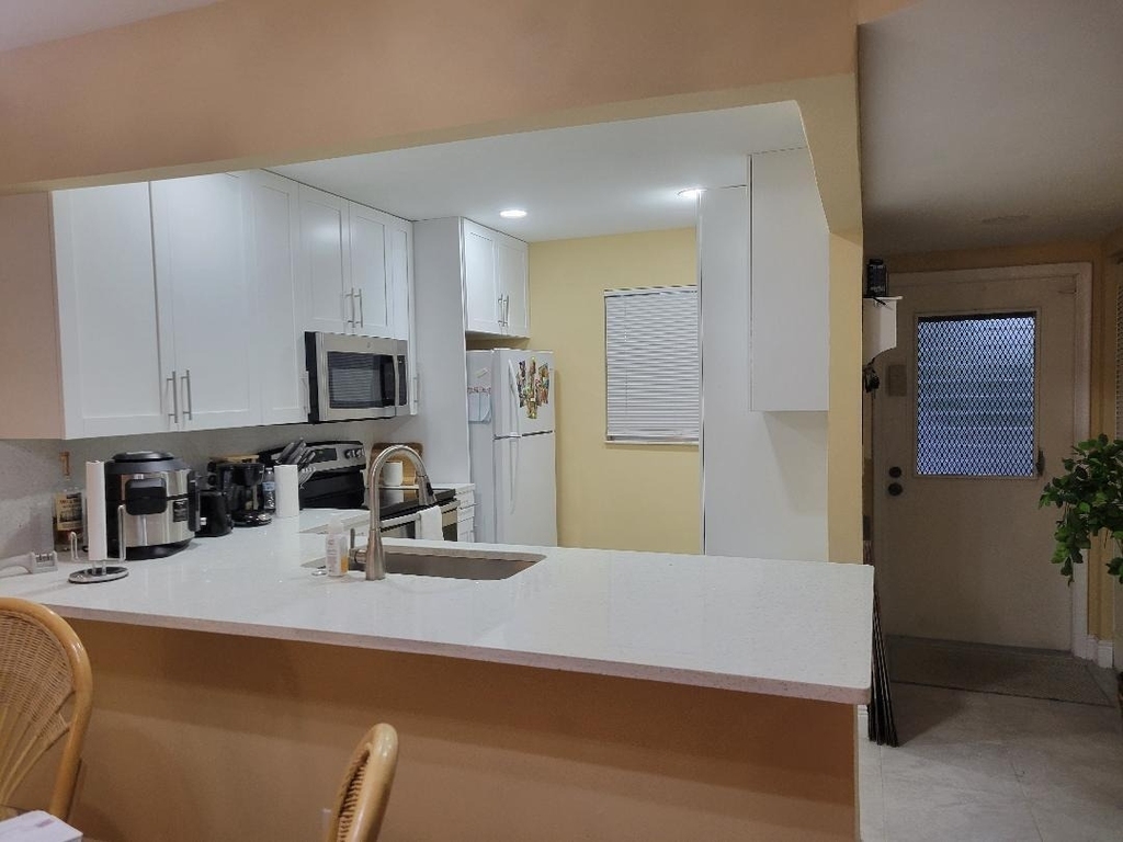 2828 Casita Way - Photo 0