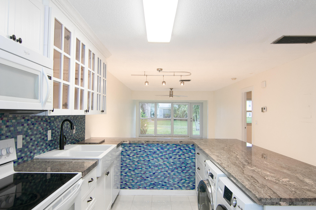 13741 Flora Place - Photo 3