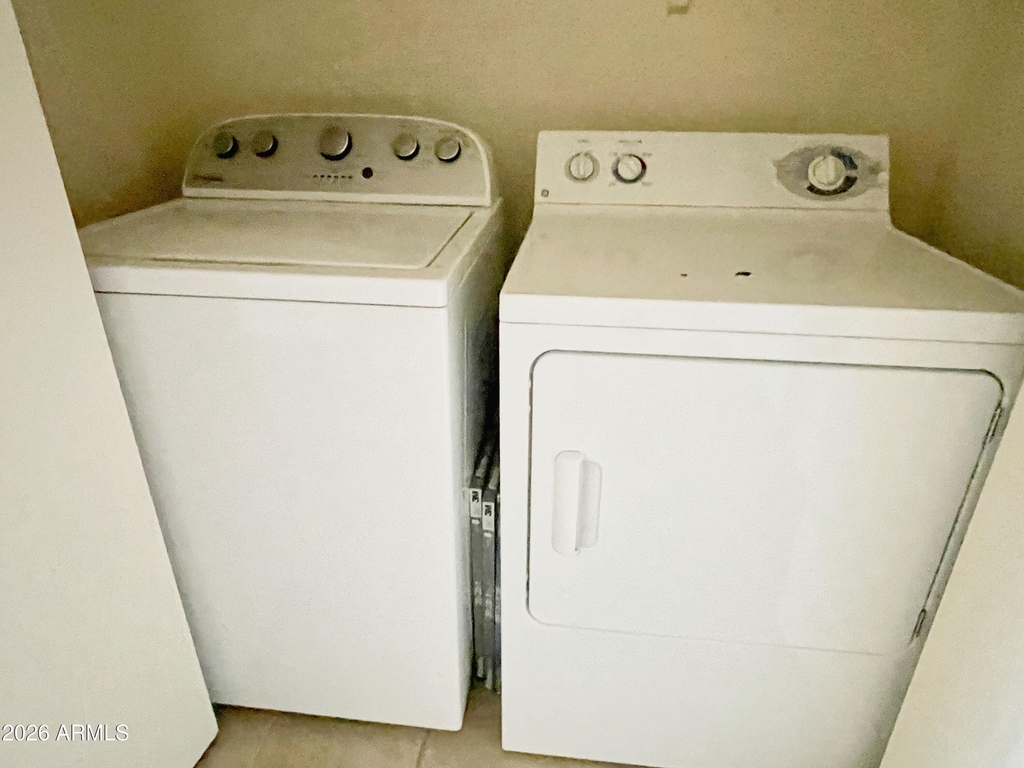 5757 W Eugie Avenue - Photo 14