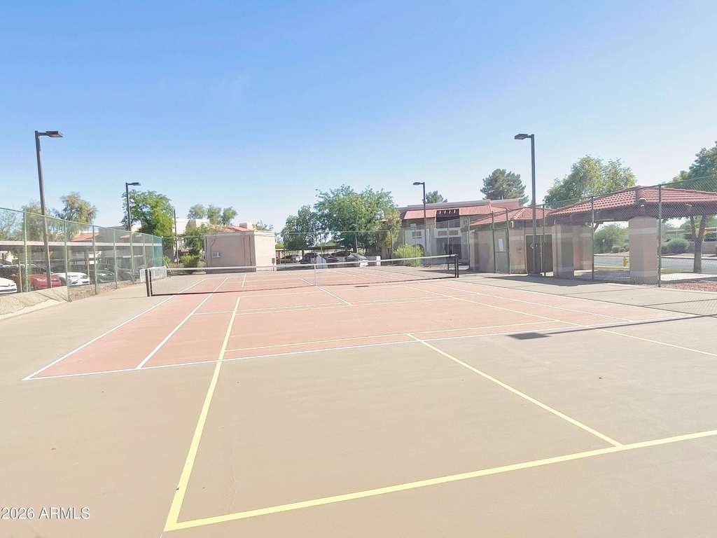 5757 W Eugie Avenue - Photo 16