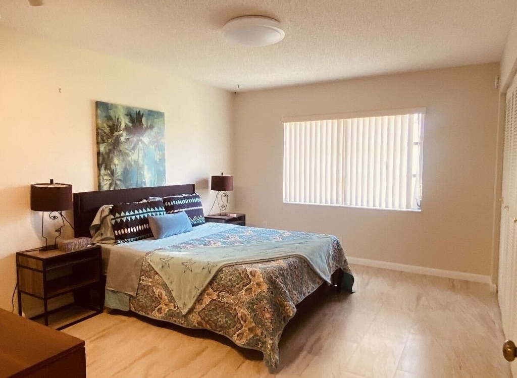 5126 Lakefront Boulevard - Photo 10