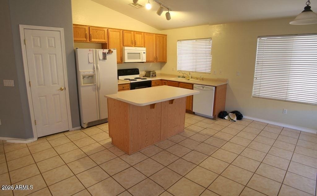 12710 W Earll Drive - Photo 10