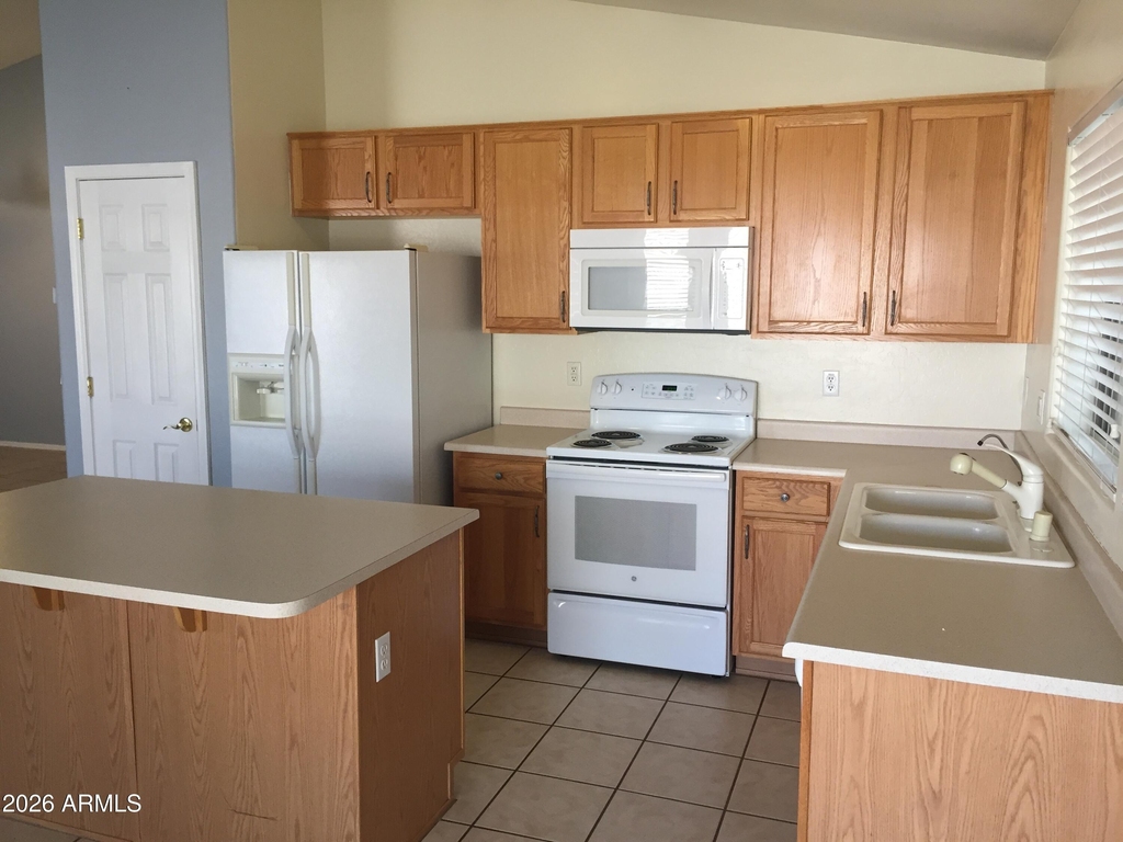 12710 W Earll Drive - Photo 1
