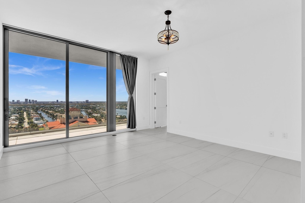 151 N Seabreeze Boulevard - Photo 13