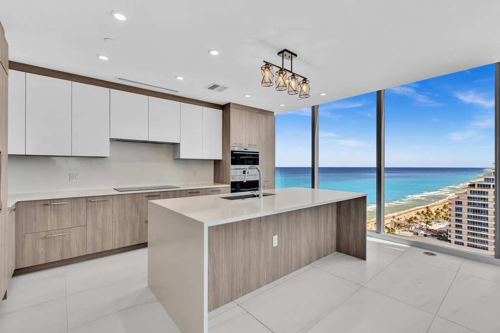 151 N Seabreeze Boulevard - Photo 35