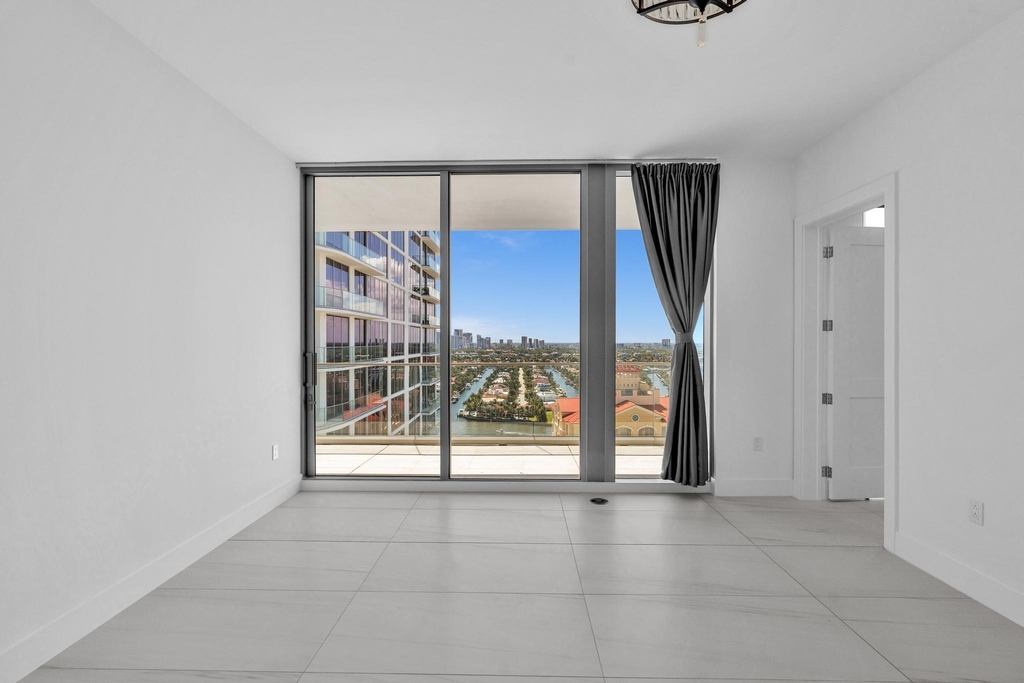 151 N Seabreeze Boulevard - Photo 16