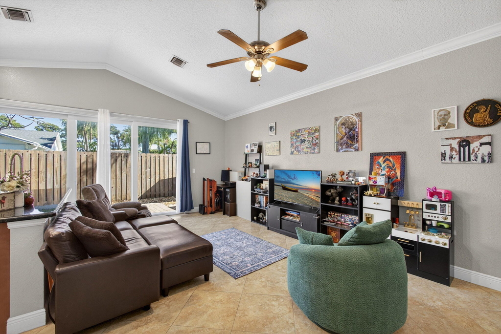 3125 Shelby Way - Photo 6