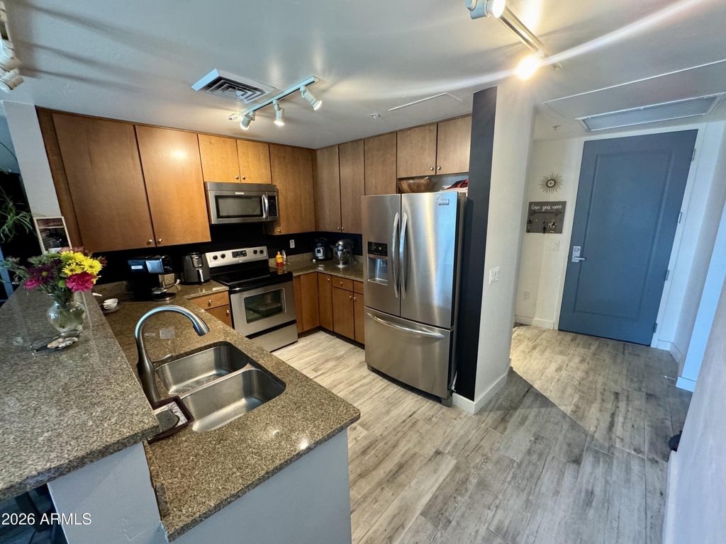 310 S 4th Street - Photo 5