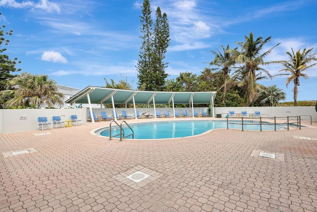 1357 Ne Ocean Boulevard - Photo 2