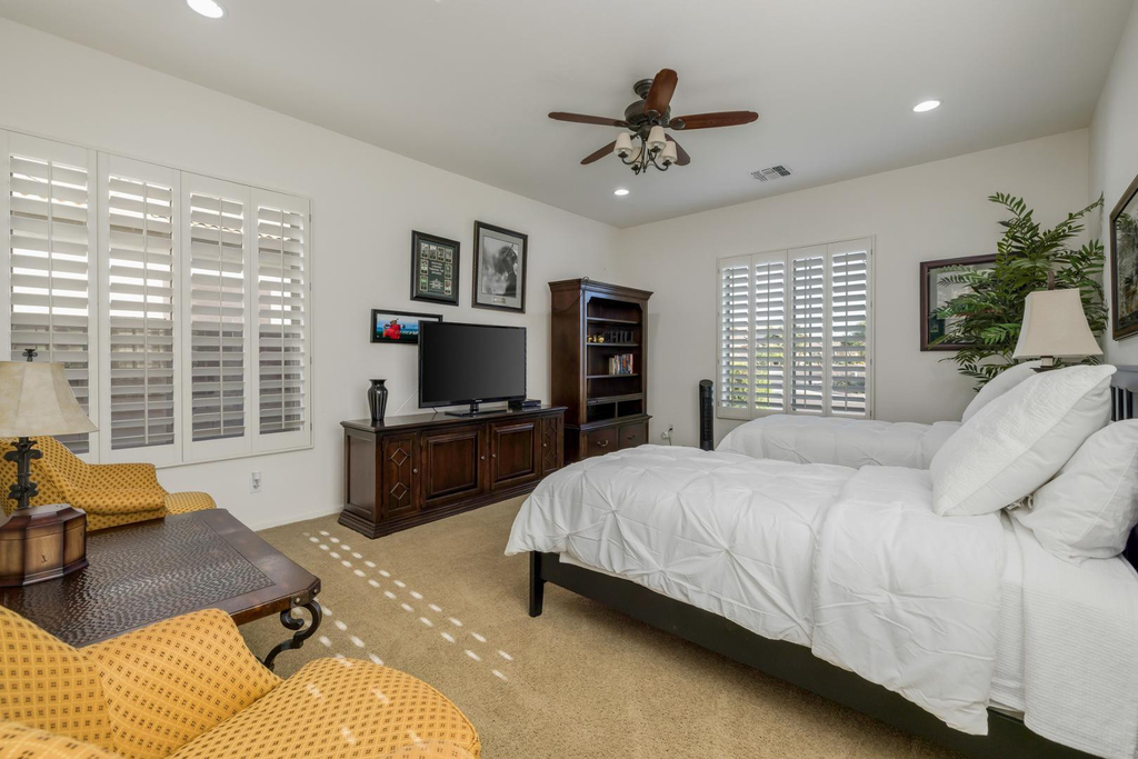 4176 E Clubview Drive - Photo 14