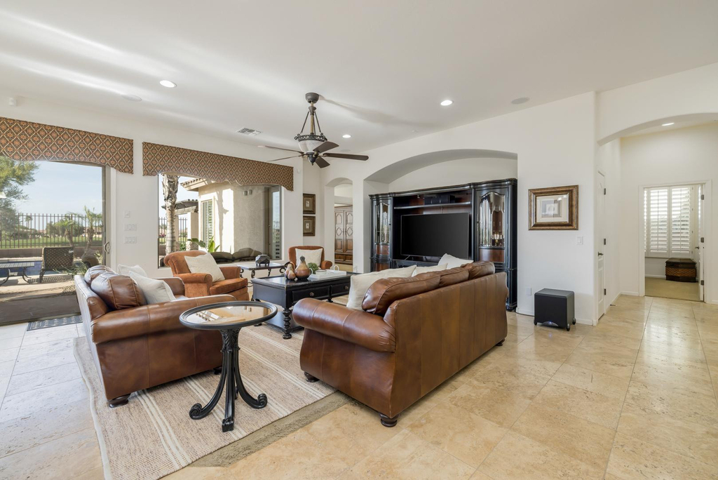 4176 E Clubview Drive - Photo 6