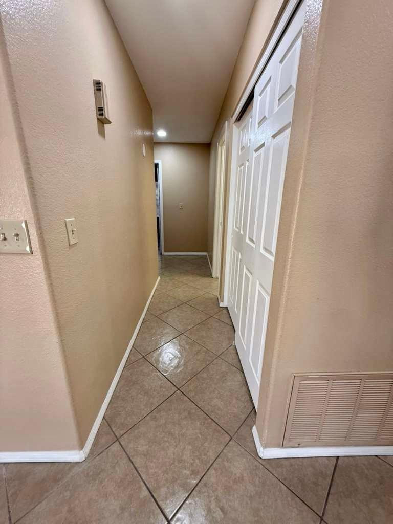 7568 W Kerry Lane - Photo 9