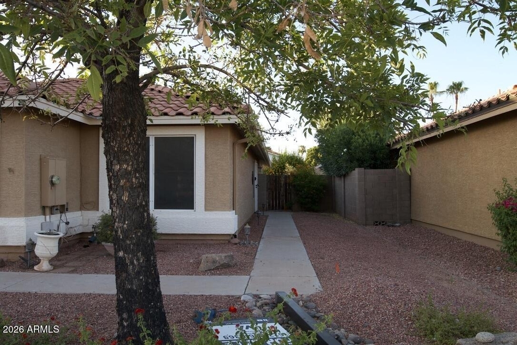 7568 W Kerry Lane - Photo 20