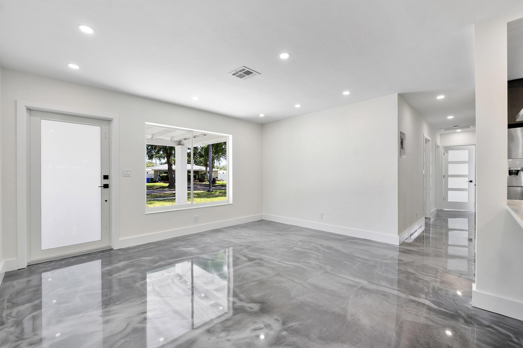 2160 Ne 53rd Street - Photo 13