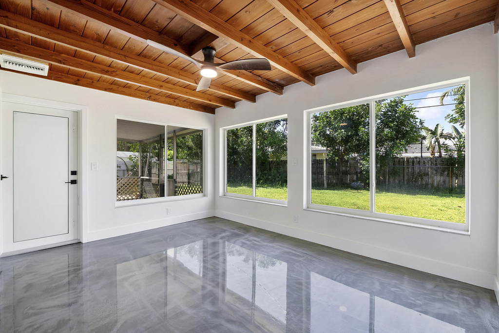 2160 Ne 53rd Street - Photo 22