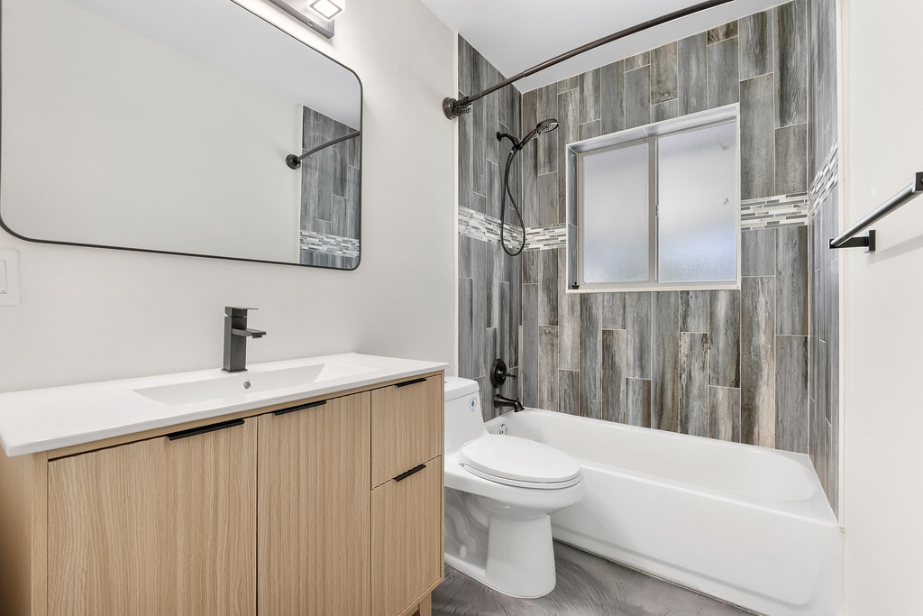 2160 Ne 53rd Street - Photo 24