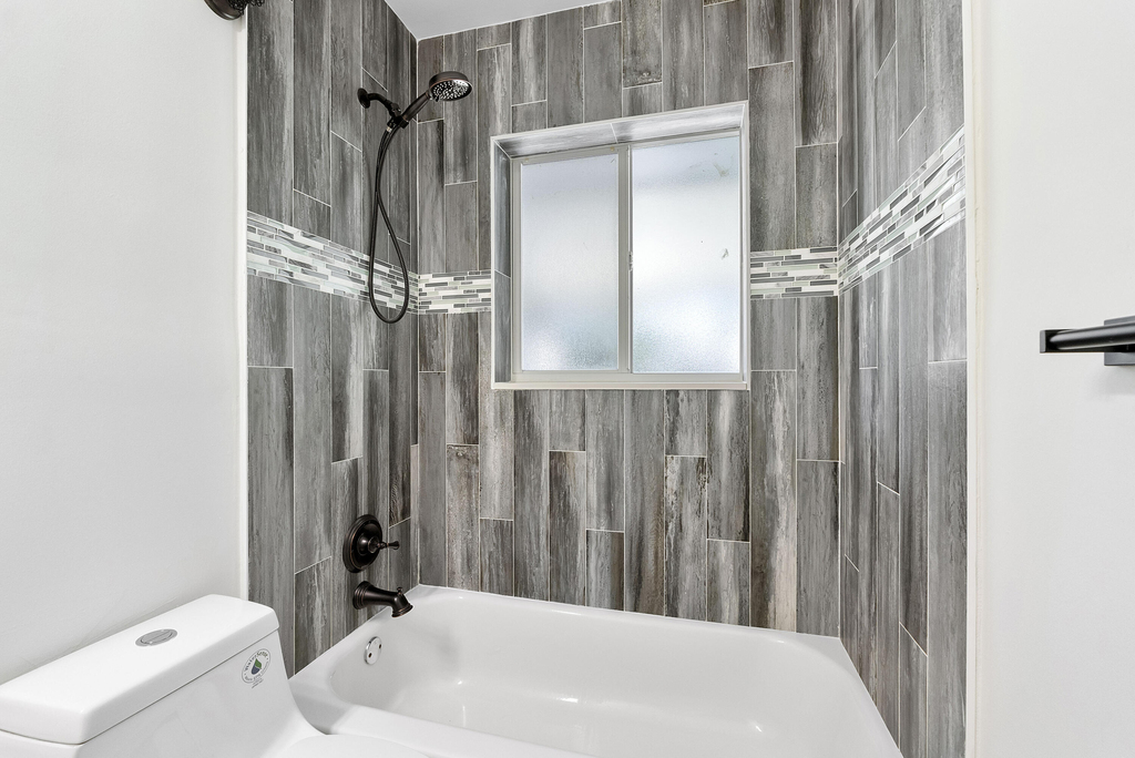2160 Ne 53rd Street - Photo 25