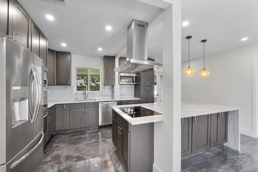 2160 Ne 53rd Street - Photo 16