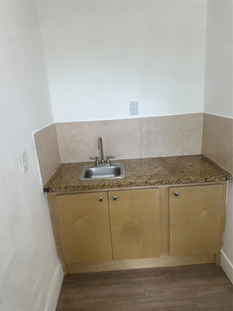 6541 Miramar Parkway - Photo 4