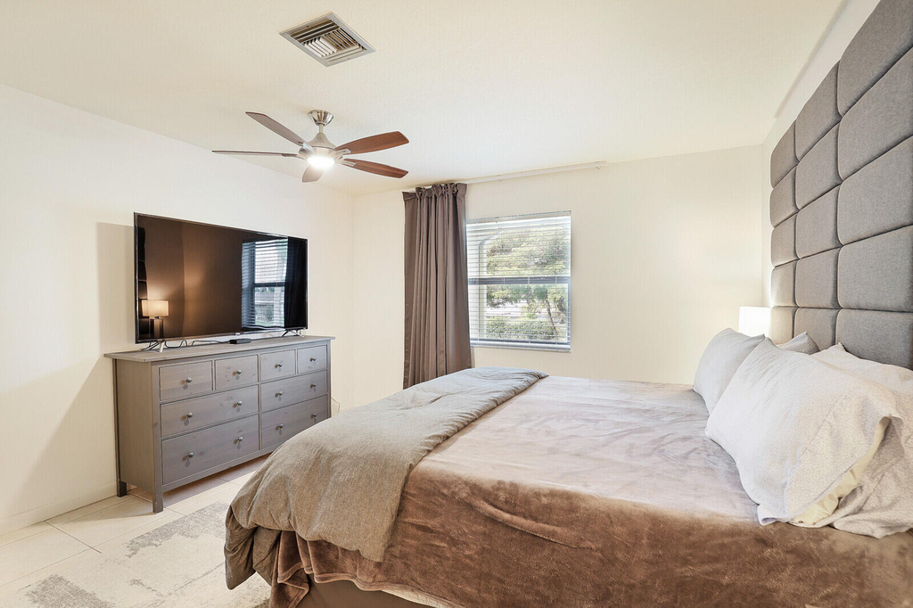 1141 Calamondin Terrace - Photo 12
