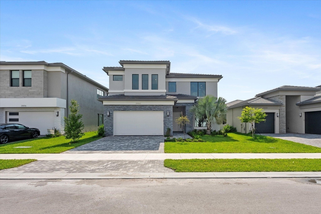 20062 Hirono Lane - Photo 1
