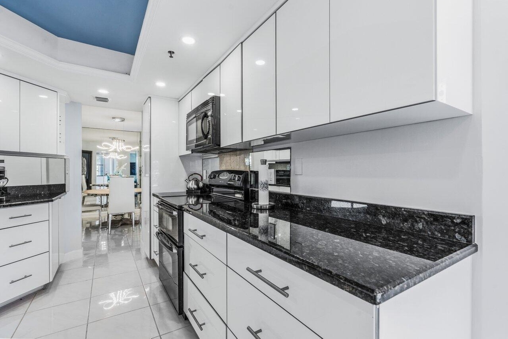 5200 N Ocean Drive - Photo 11