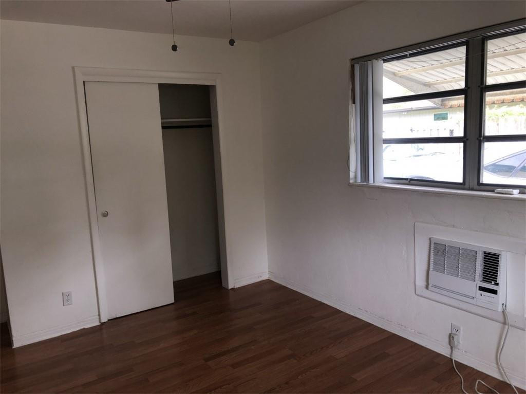 1518 Grant Street - Photo 5