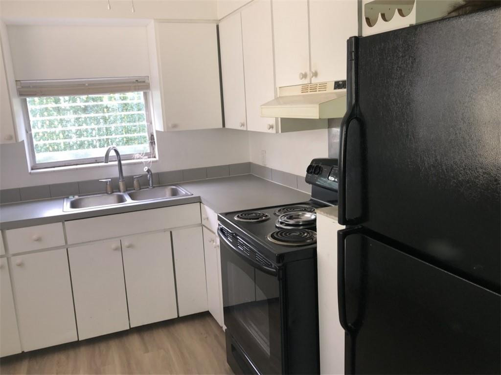 1518 Grant Street - Photo 2