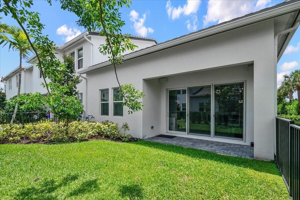 16493 Helix Court - Photo 19