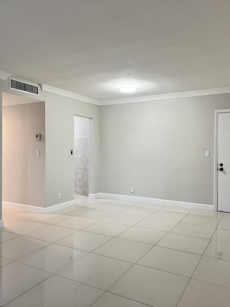 3550 Nw 8th Avenue - Photo 7