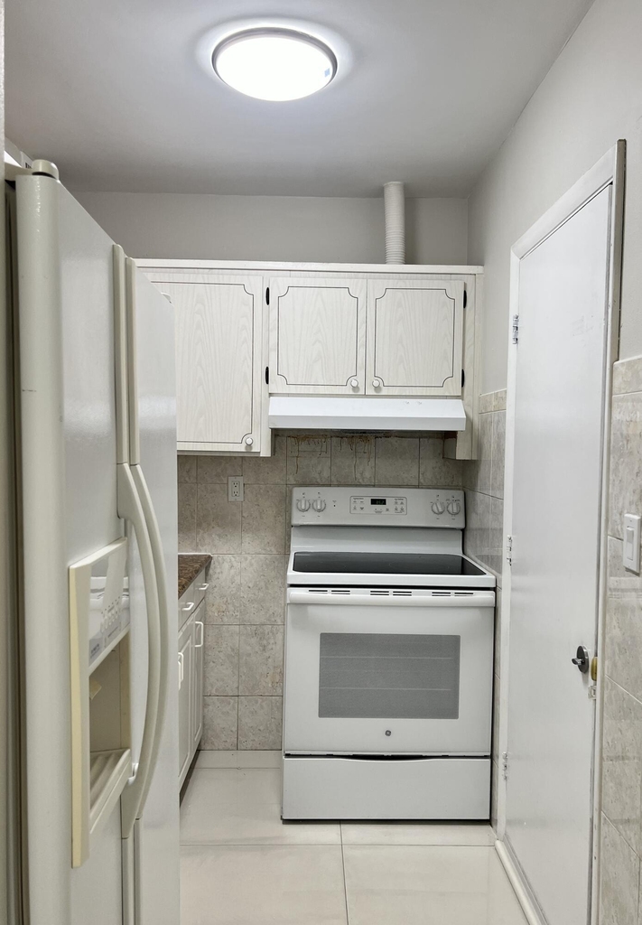 3550 Nw 8th Avenue - Photo 11