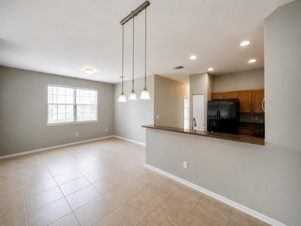 9064 Plymouth Place - Photo 5