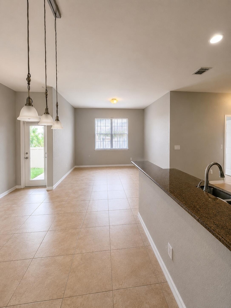 9064 Plymouth Place - Photo 7