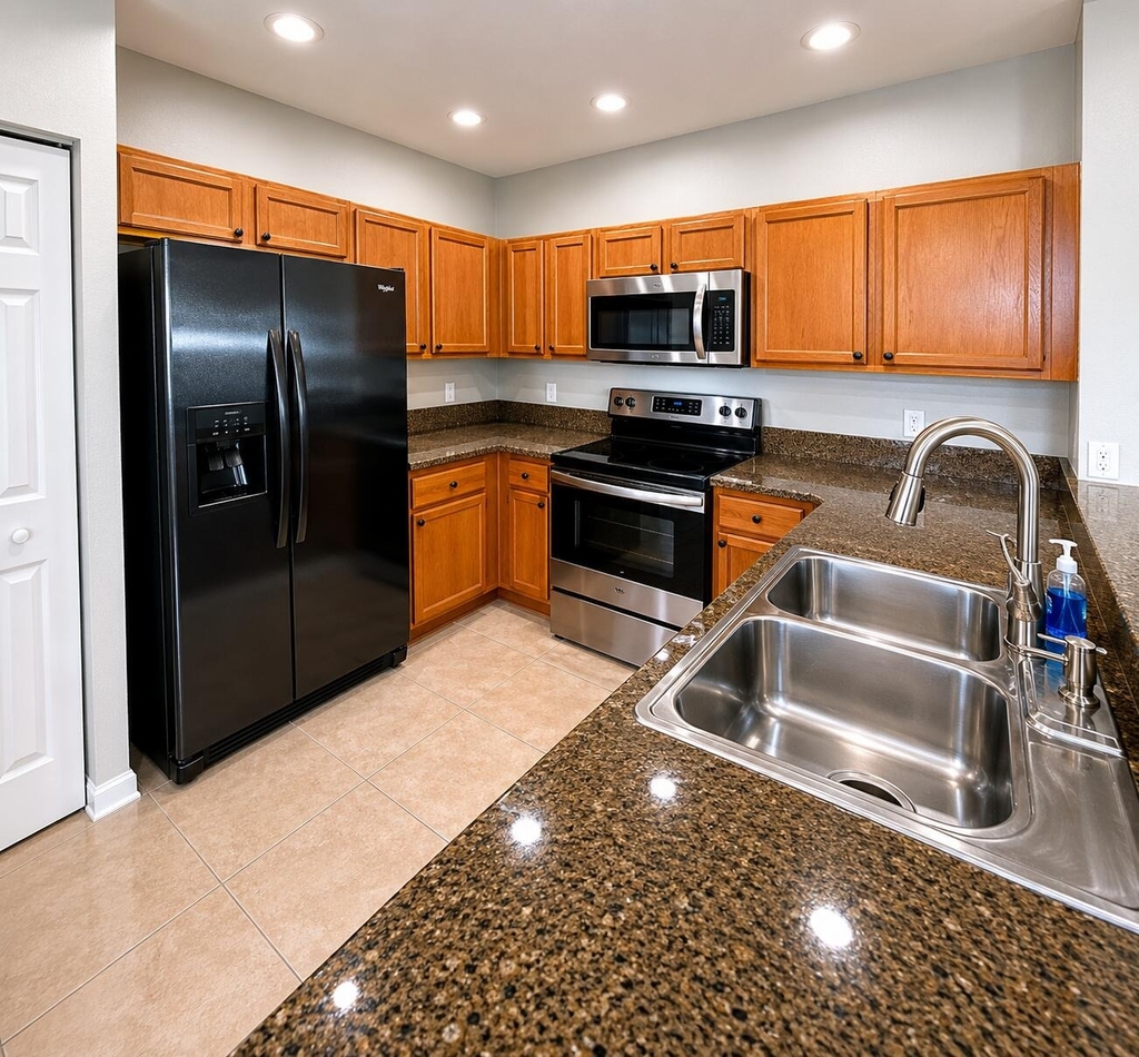 9064 Plymouth Place - Photo 9
