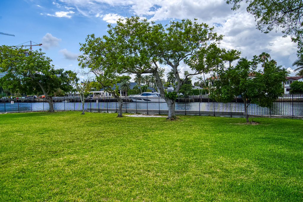 2000 Atlantic Shores Boulevard - Photo 3