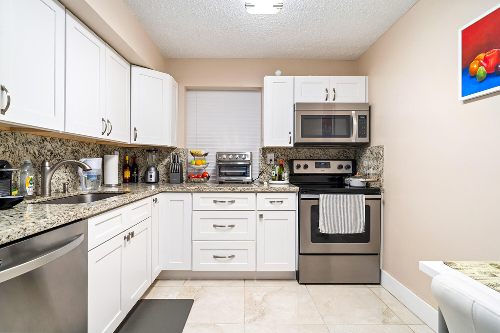 2000 Atlantic Shores Boulevard - Photo 26