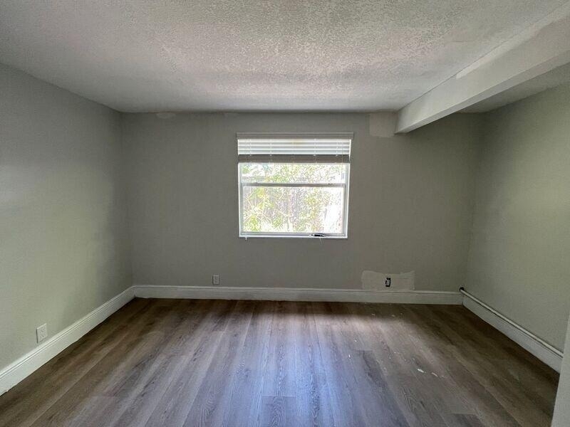 6511 Seminole Drive - Photo 4