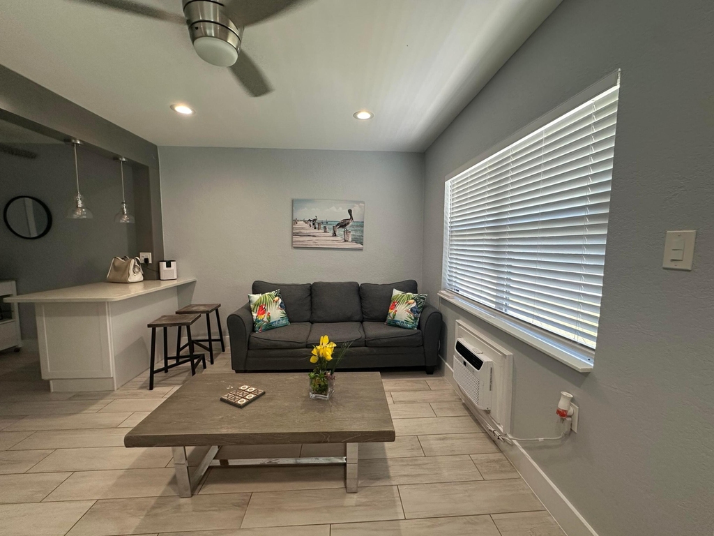 119 Sunrise Avenue - Photo 1