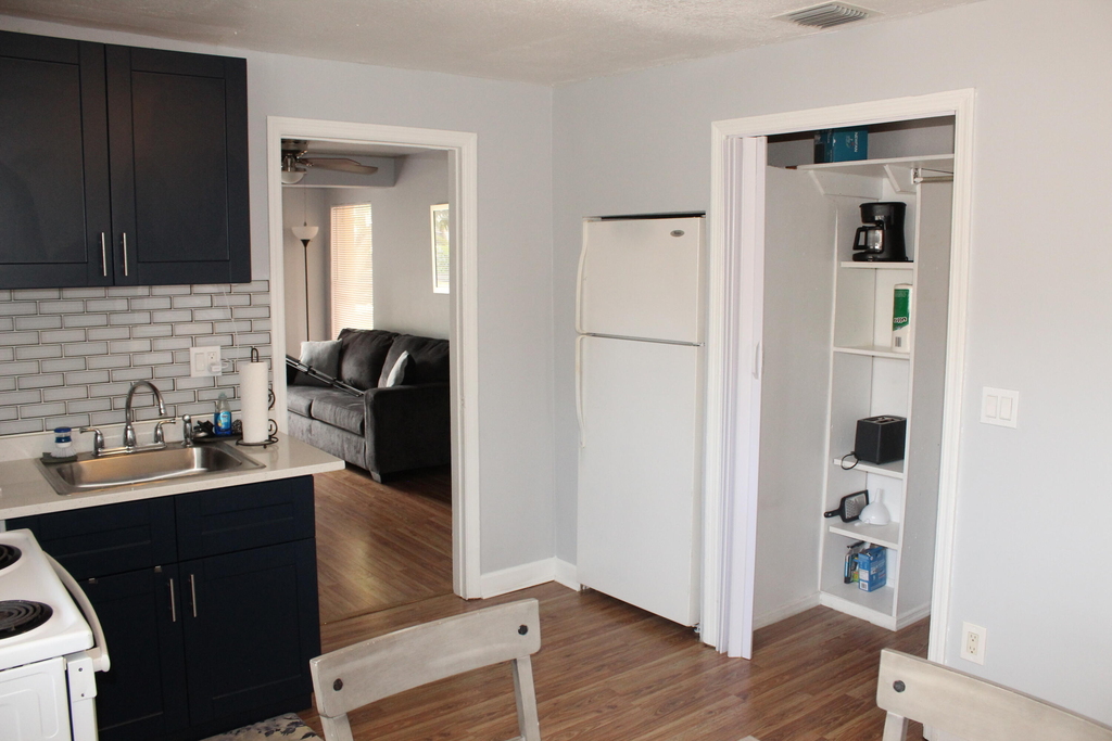 1558 Ne 30th Street - Photo 18